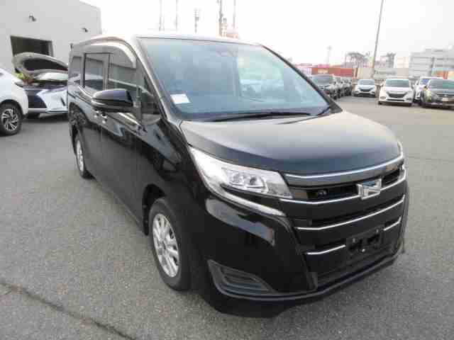TOYOTA NOAH 2020 HYBRID X PKG