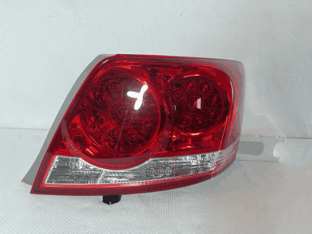 242. Allion Nzt260/Zrt260/Zrt261/Zrt265 260 Series Middle Period Right Tail Lamp Koito 20-454 Toyota