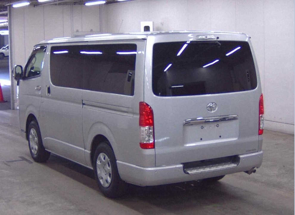 Toyota Hiace Gl-Hid Package