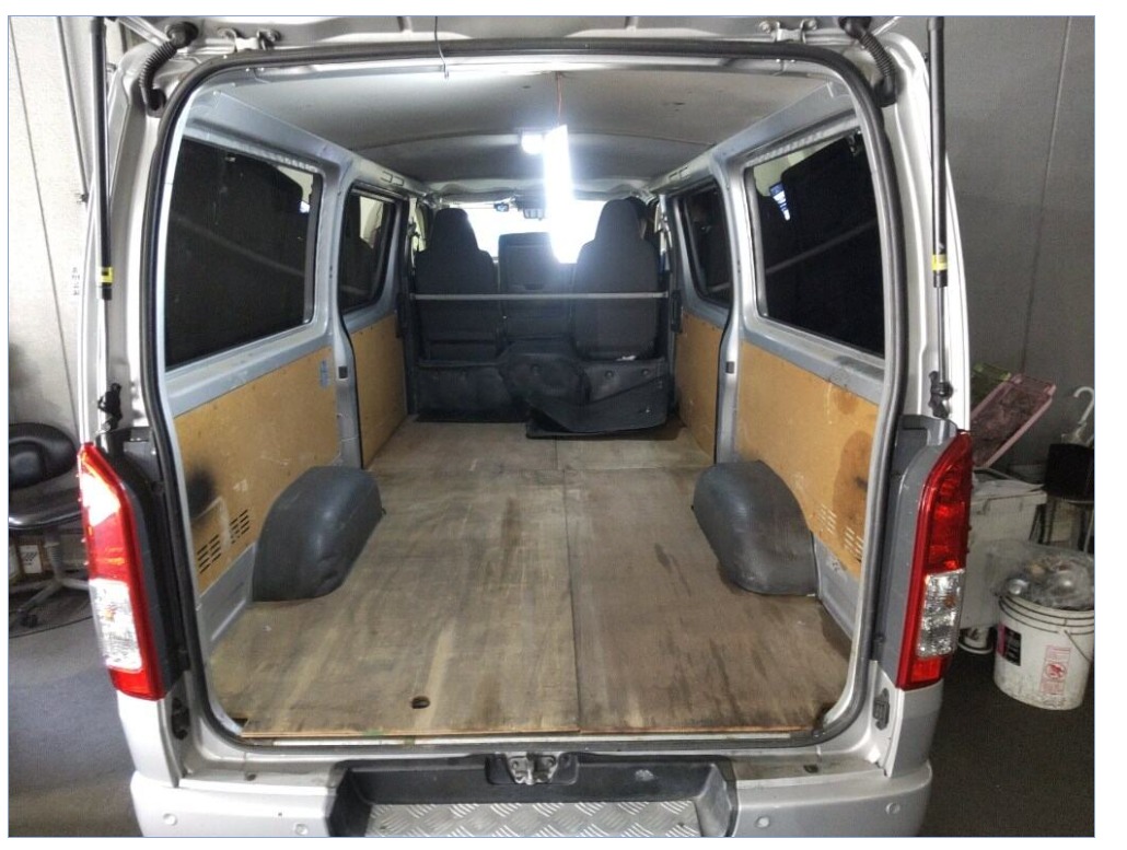 Toyota Hiace Gl-Hid Package