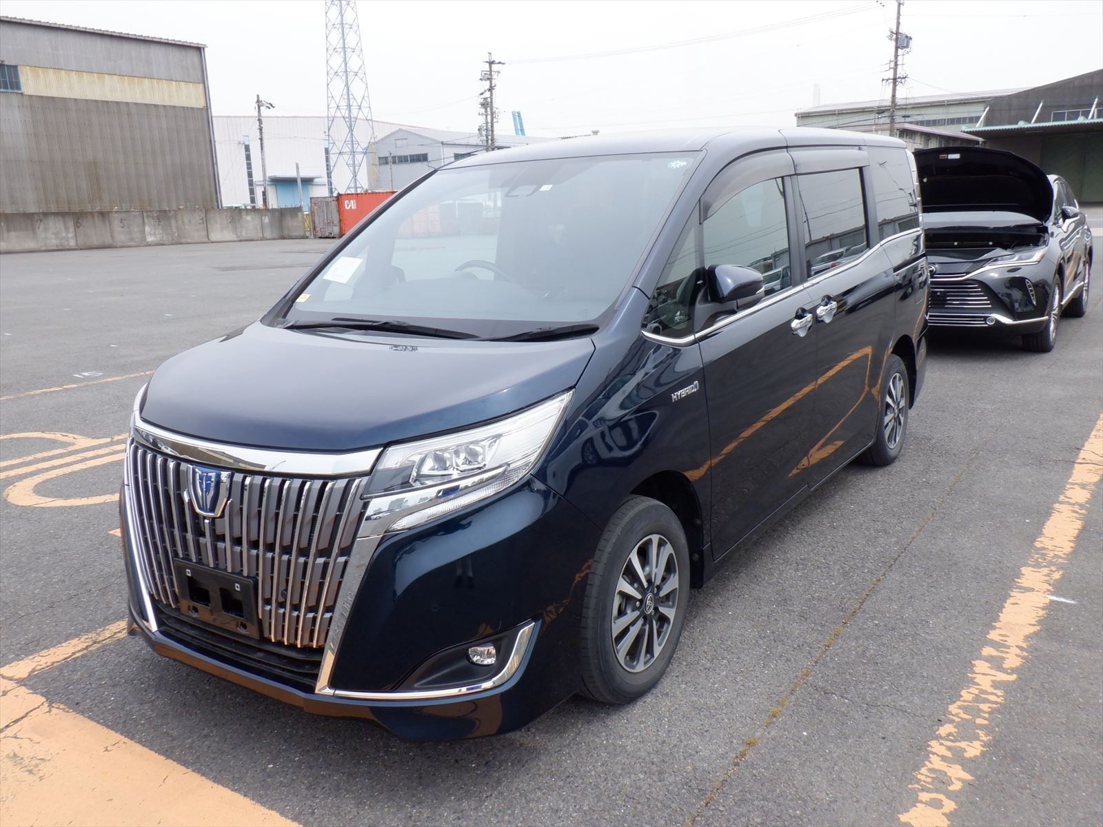 Toyota Esquire Hybrid Gi Package