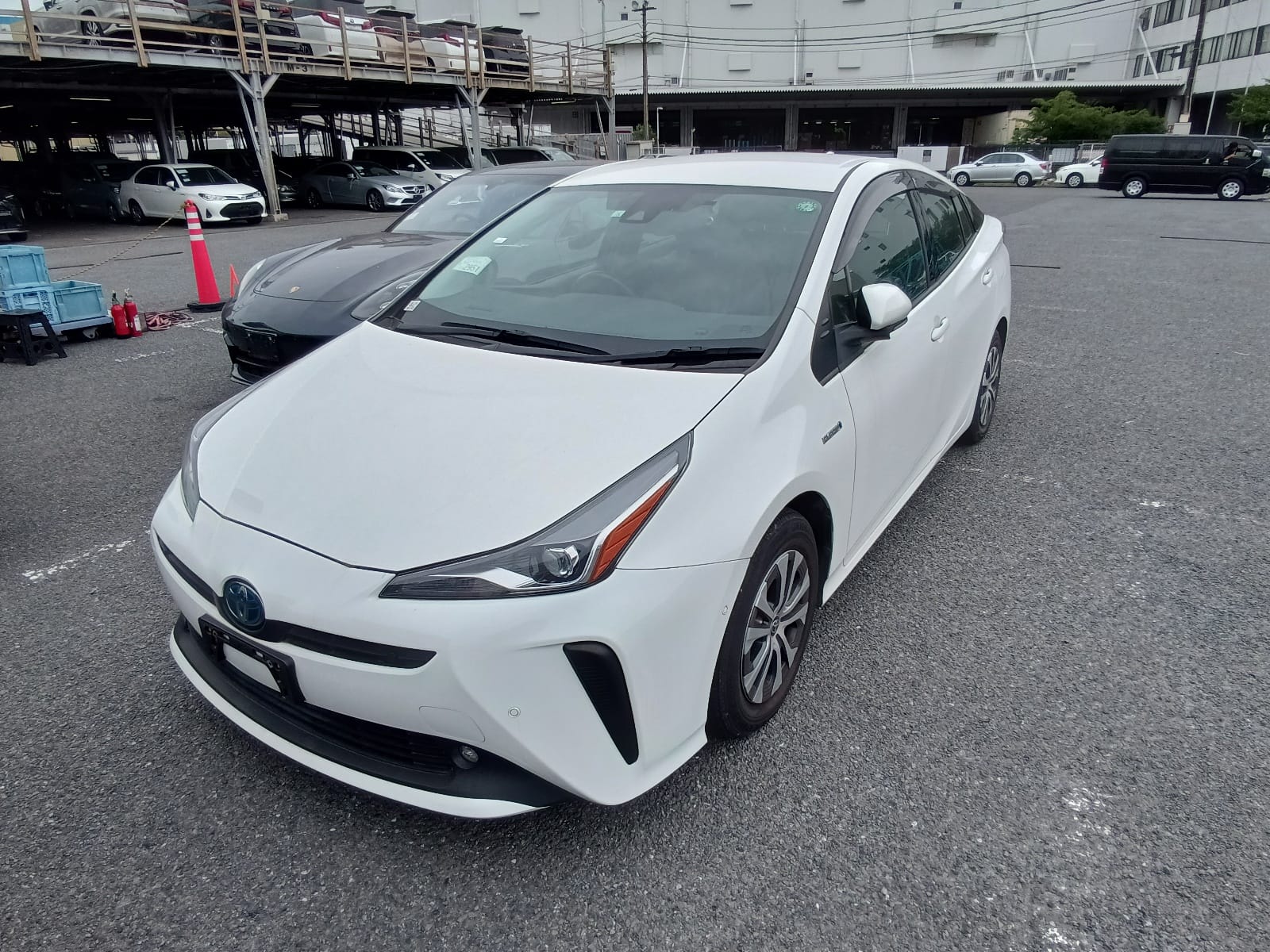 TOYOTA PRIUS HYBRID  A PREMIUM