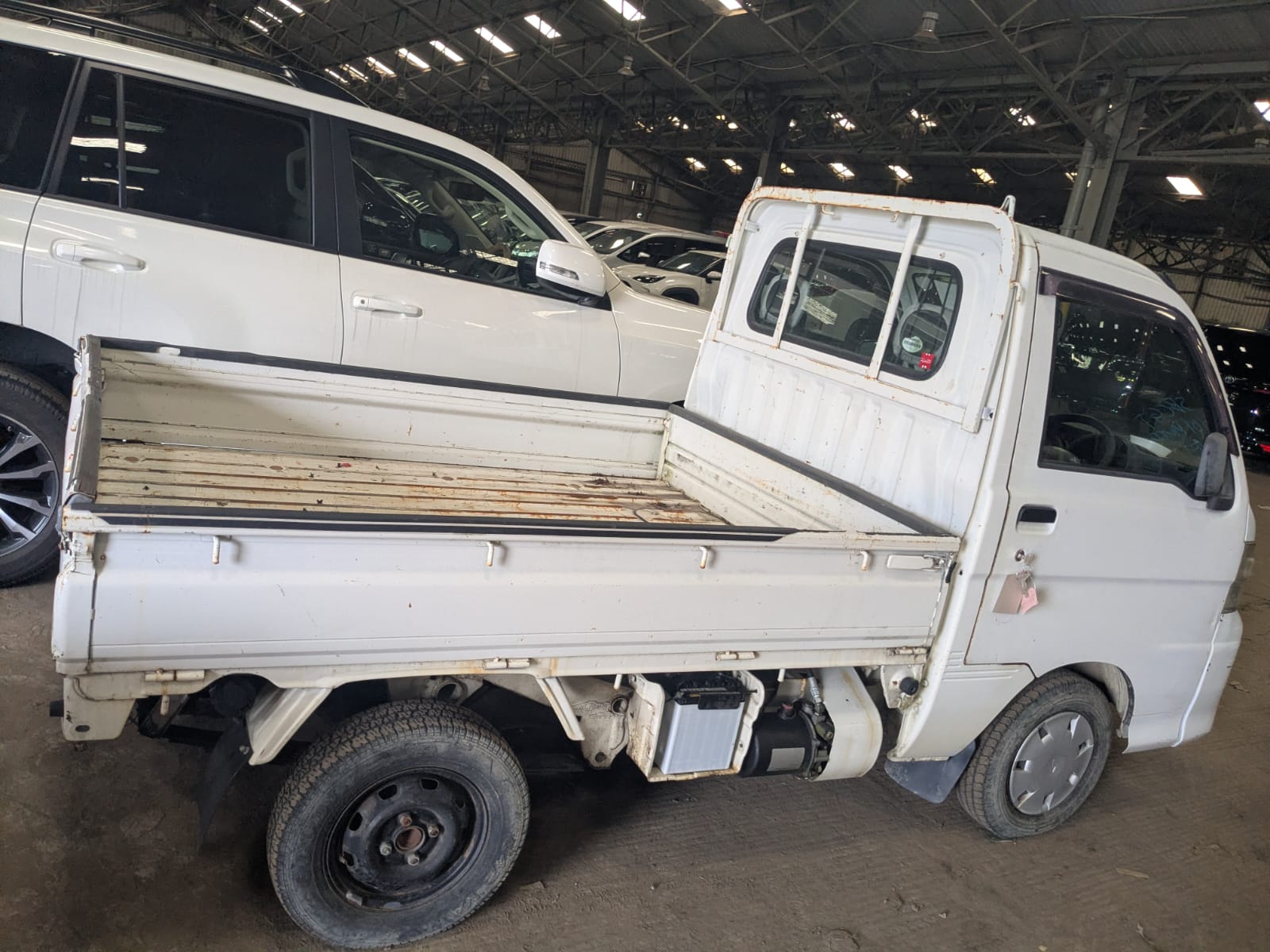 DAIHATSU DUMP TRUCK