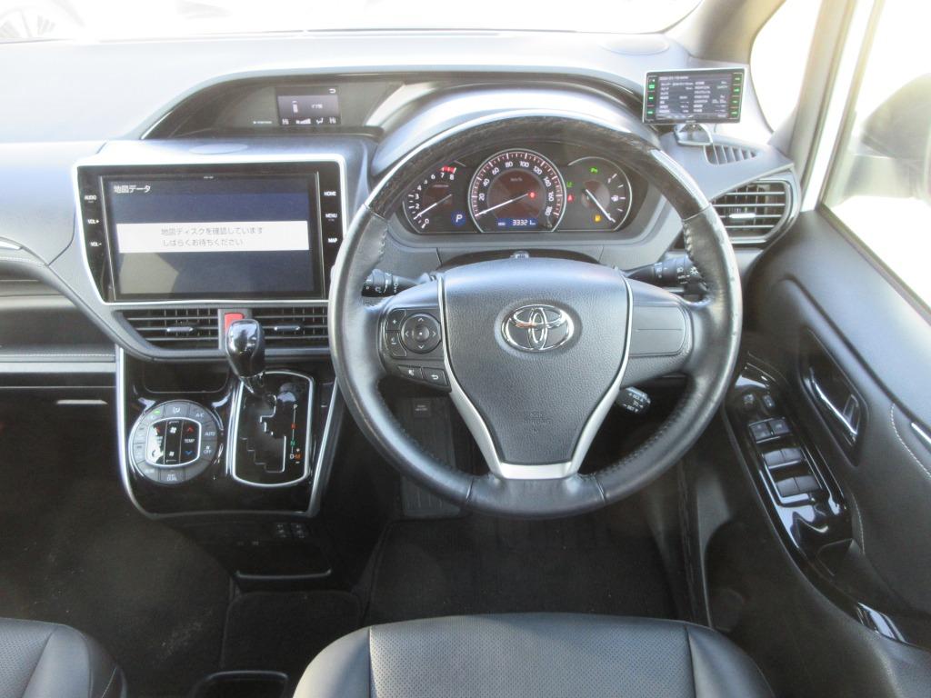Toyota Esquire Gi Premium Package