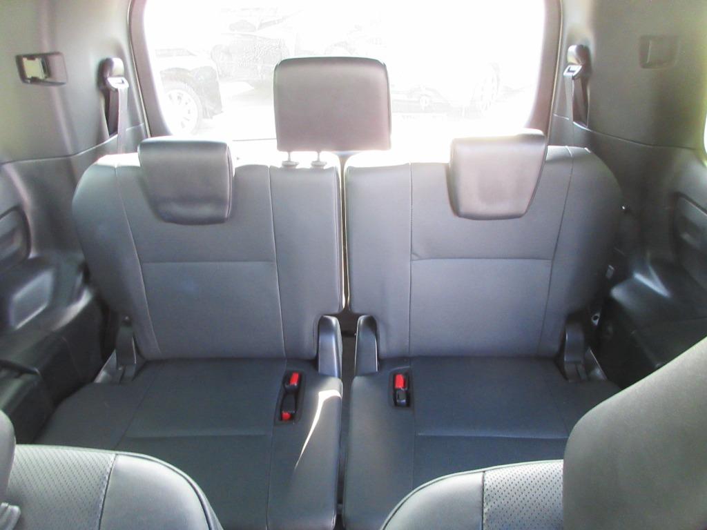 Toyota Esquire Gi Premium Package