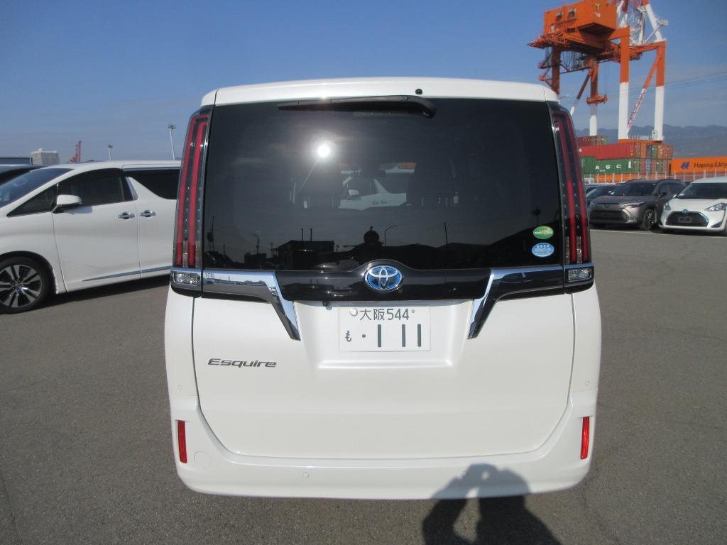 Toyota Esquire Gi Premium Package