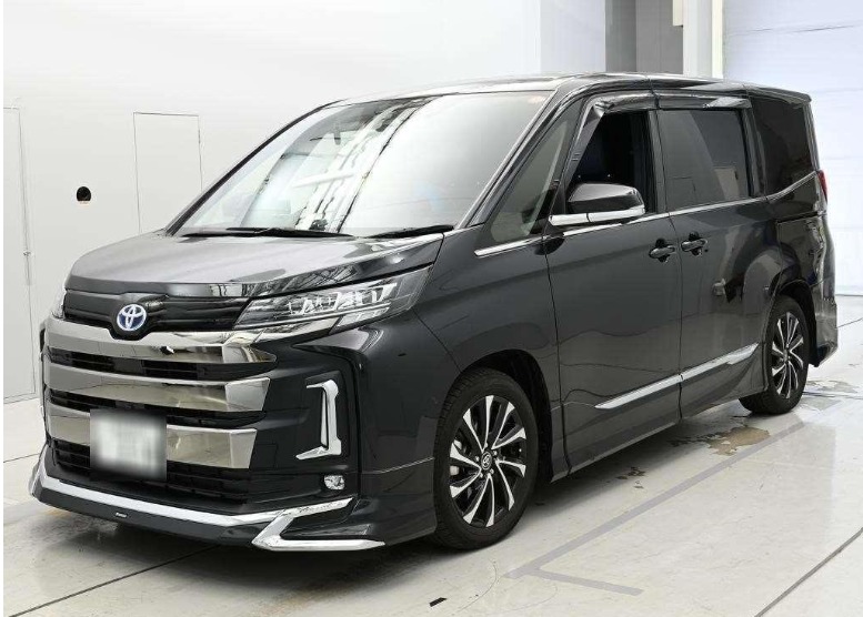 TOYOTA NOAH HYBIRD S-Z PKG