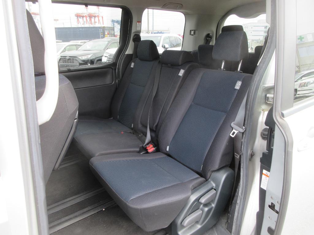 Toyota Noah  X-Pkg