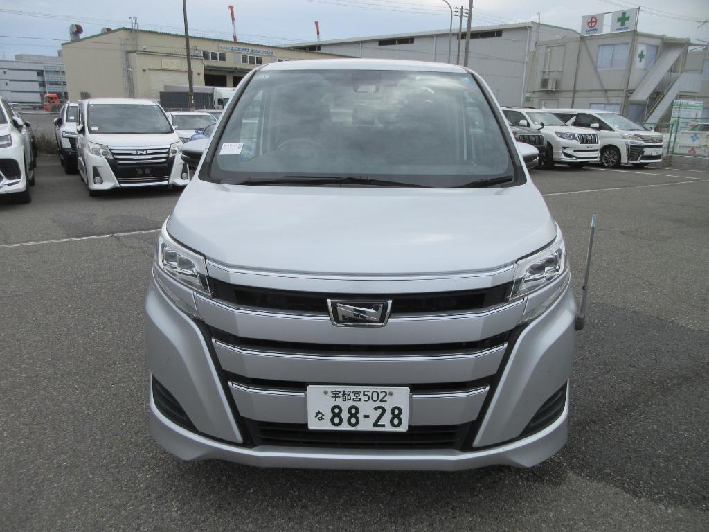 Toyota Noah  X-Pkg