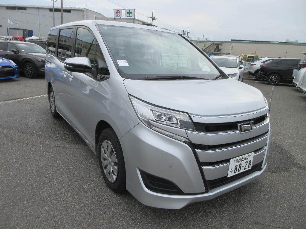 Toyota Noah  X-Pkg