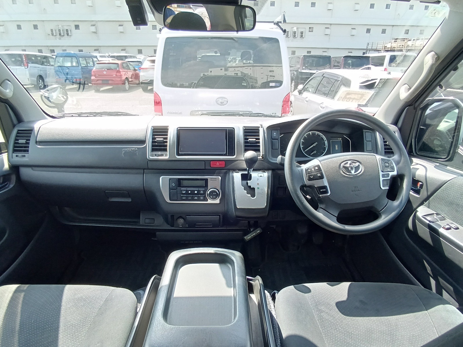 TOYOTA HIACE SUPER GL DARK PRIME