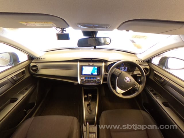 Toyota Corolla Fielder Hybrid Ex Package